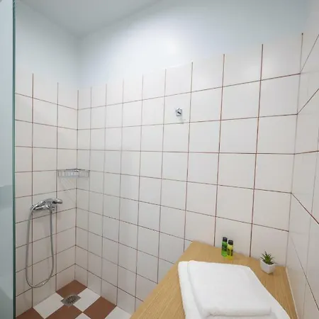 Stylish Apartments-1878 House *