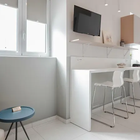 Stylish Apartments-1878 House Apartment Kalamata