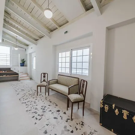 Daire Stylish Apartments-1878 House