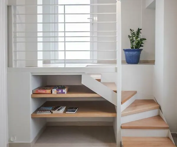 Apartment Stylish Apartments-1878 House *